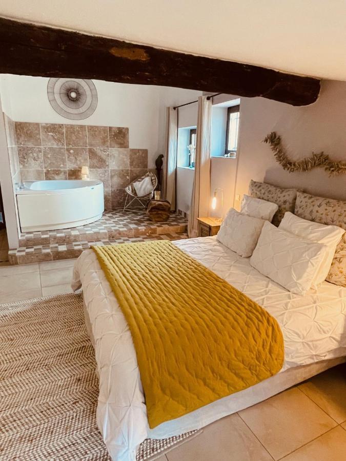 เลอ ต็องป์ ซุสป็องดู โพรว็องซ์ Bed & Breakfast แปร์นส์-เลส์-ฟงแตนส์ ภายนอก รูปภาพ