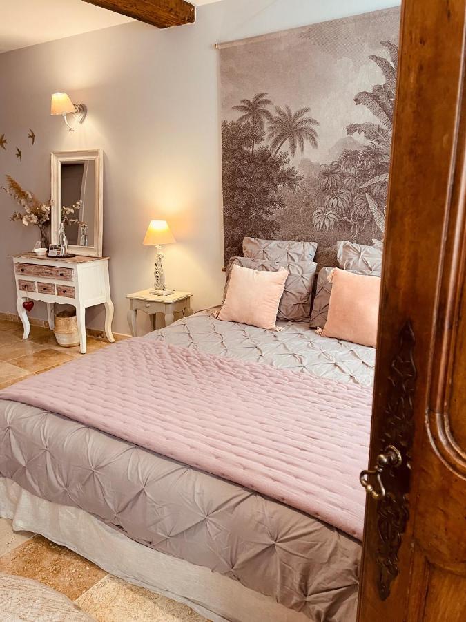 เลอ ต็องป์ ซุสป็องดู โพรว็องซ์ Bed & Breakfast แปร์นส์-เลส์-ฟงแตนส์ ห้อง รูปภาพ